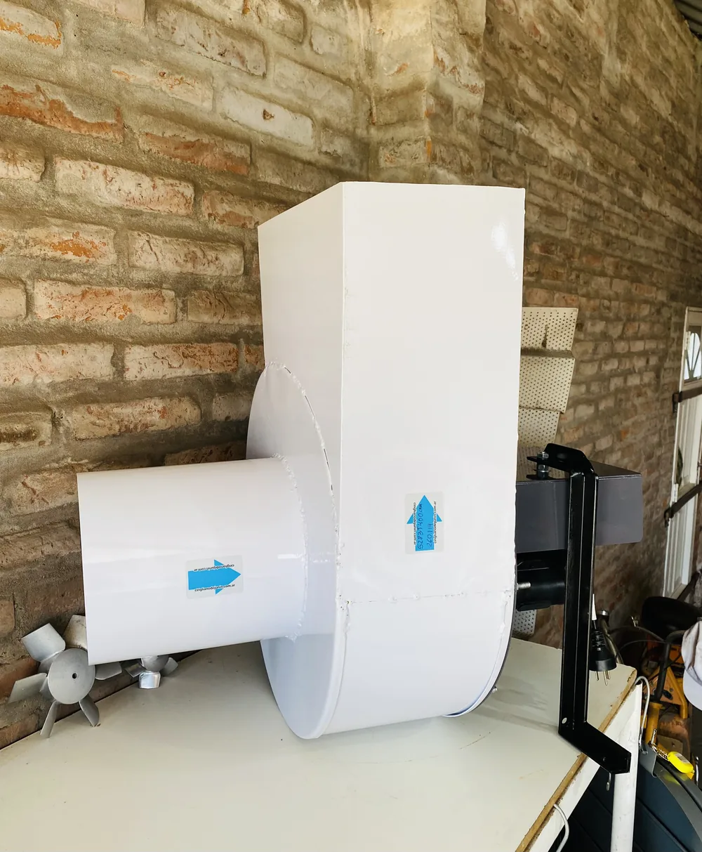 Ventilador centrífugo con indicación del flujo de aire